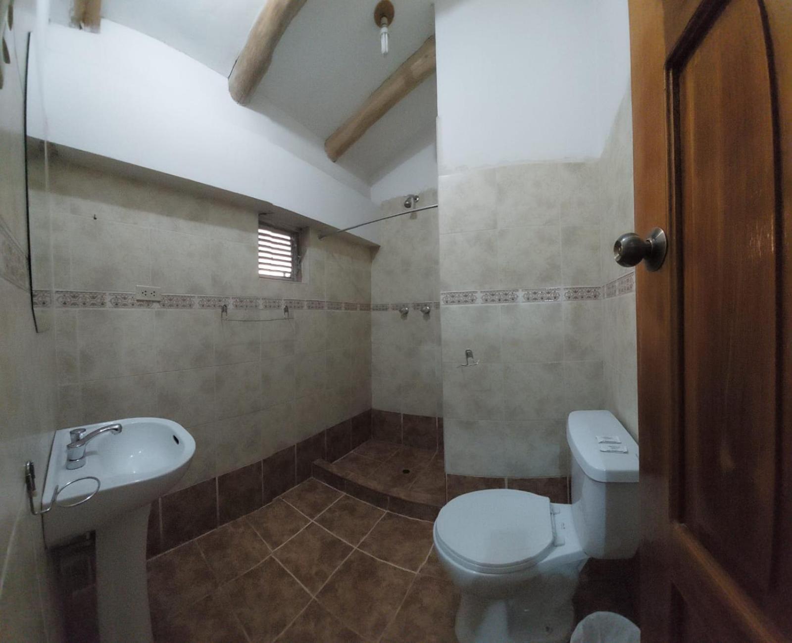 Hostal Miramonti Урубамба Экстерьер фото