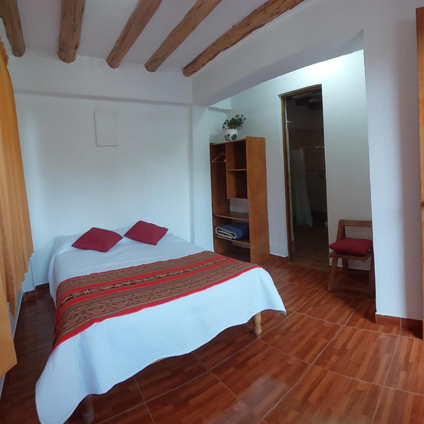 Hostal Miramonti Урубамба Экстерьер фото